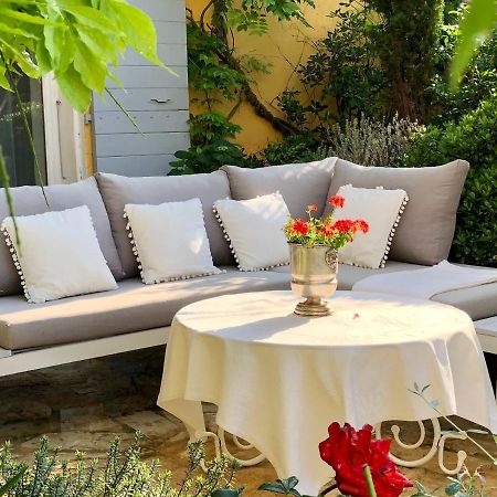 Villa L'Ile Aux Fleurs Ventabren Esterno foto