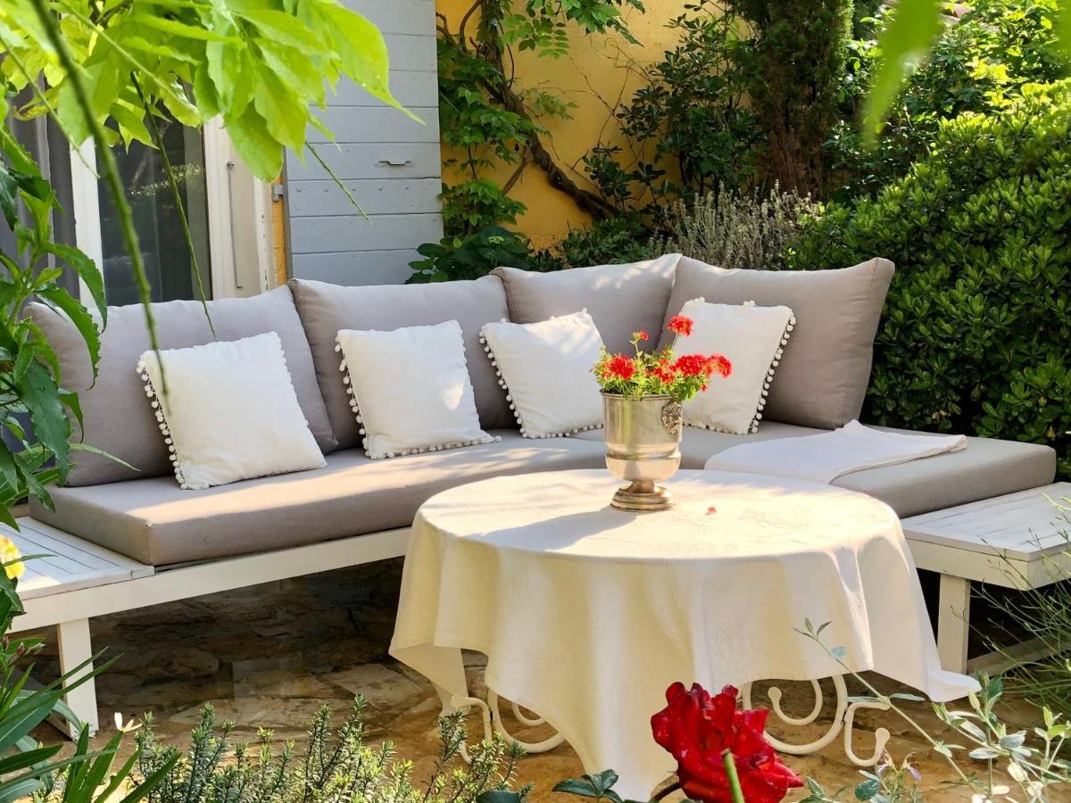 Villa L'Ile Aux Fleurs Ventabren Esterno foto