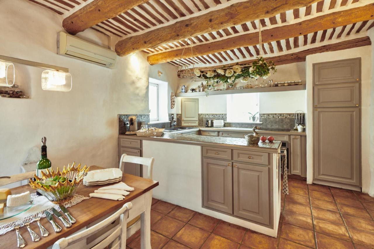 Villa L'Ile Aux Fleurs Ventabren Esterno foto